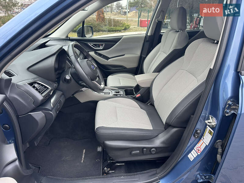 Позашляховик / Кросовер Subaru Forester 2020 в Києві