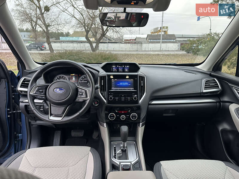 Позашляховик / Кросовер Subaru Forester 2020 в Києві
