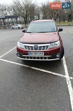 Внедорожник / Кроссовер Subaru Forester 2011 в Измаиле