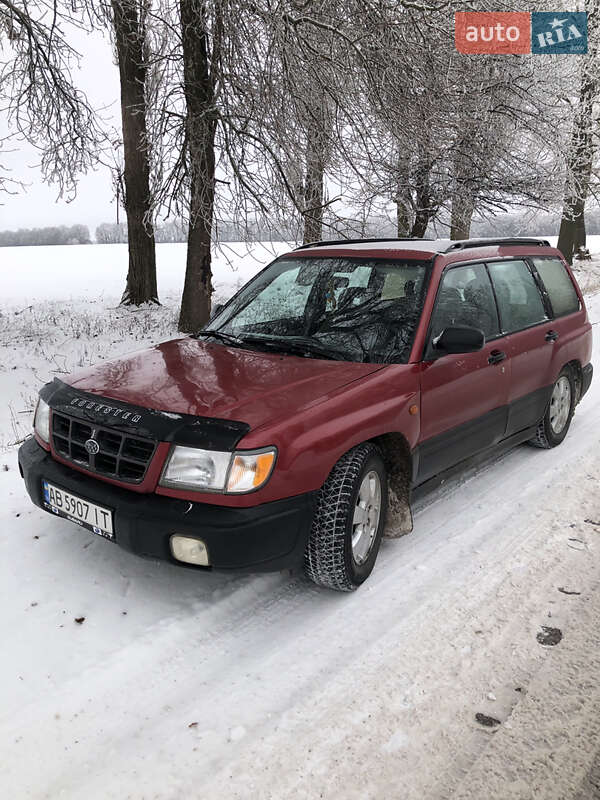 Внедорожник / Кроссовер Subaru Forester 1998 в Виннице