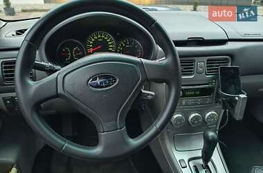Внедорожник / Кроссовер Subaru Forester 2005 в 