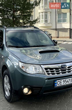 Позашляховик / Кросовер Subaru Forester 2011 в Отинії