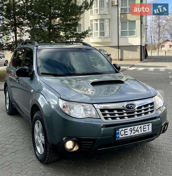 Внедорожник / Кроссовер Subaru Forester 2011 в Отынии