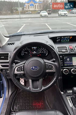 Внедорожник / Кроссовер Subaru Forester 2017 в 