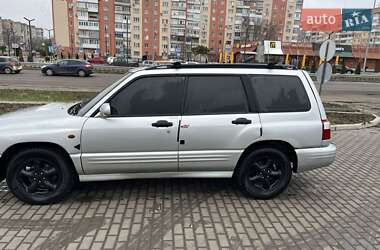 Позашляховик / Кросовер Subaru Forester 2001 в 