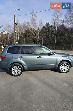 Позашляховик / Кросовер Subaru Forester 2011 в Львові