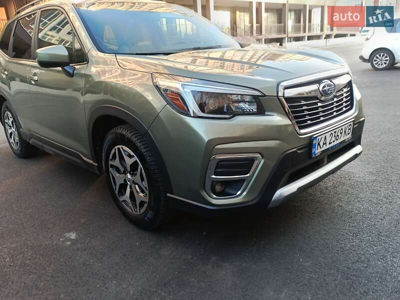 Внедорожник / Кроссовер Subaru Forester 2020 в Киеве