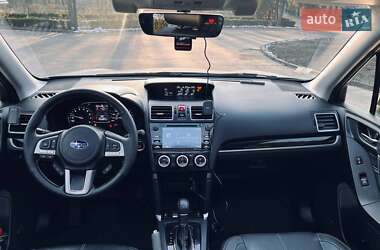 Внедорожник / Кроссовер Subaru Forester 2016 в 