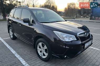 Внедорожник / Кроссовер Subaru Forester 2013 в 