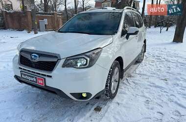 Позашляховик / Кросовер Subaru Forester 2015 в Києві