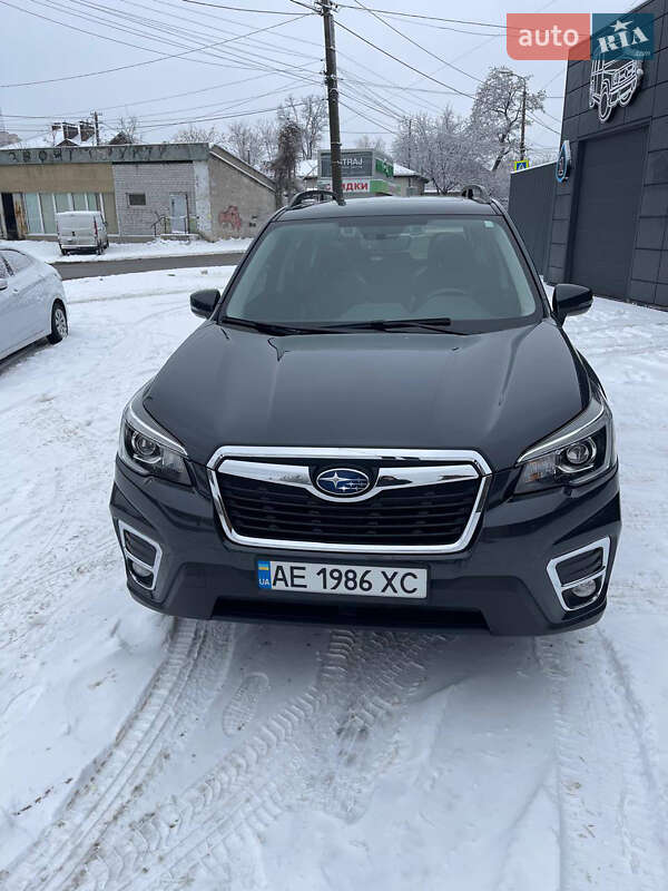 Внедорожник / Кроссовер Subaru Forester 2019 в Днепре