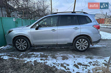 Позашляховик / Кросовер Subaru Forester 2017 в Новомосковську