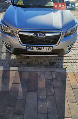 Внедорожник / Кроссовер Subaru Forester 2019 в Нетешине