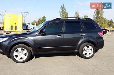 Позашляховик / Кросовер Subaru Forester 2010 в Новомосковську