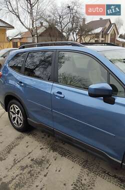 Внедорожник / Кроссовер Subaru Forester 2021 в Харькове