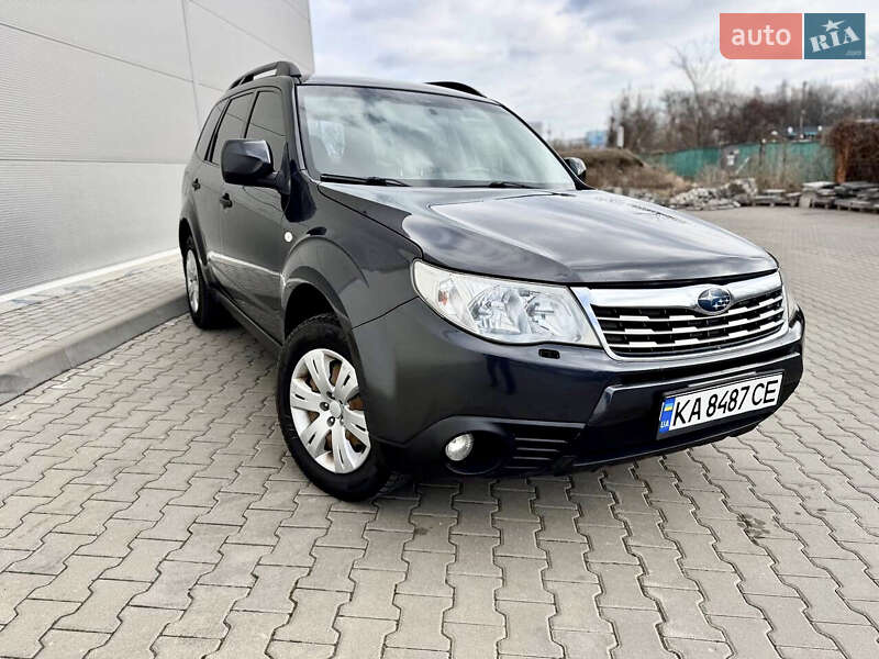 Позашляховик / Кросовер Subaru Forester 2008 в Києві