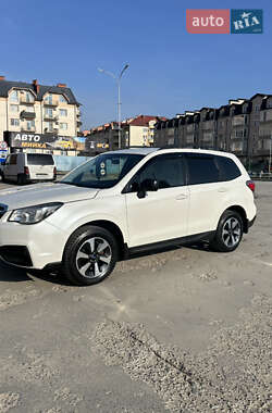 Внедорожник / Кроссовер Subaru Forester 2017 в Ужгороде