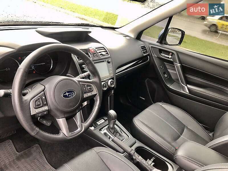 Внедорожник / Кроссовер Subaru Forester 2017 в Сумах