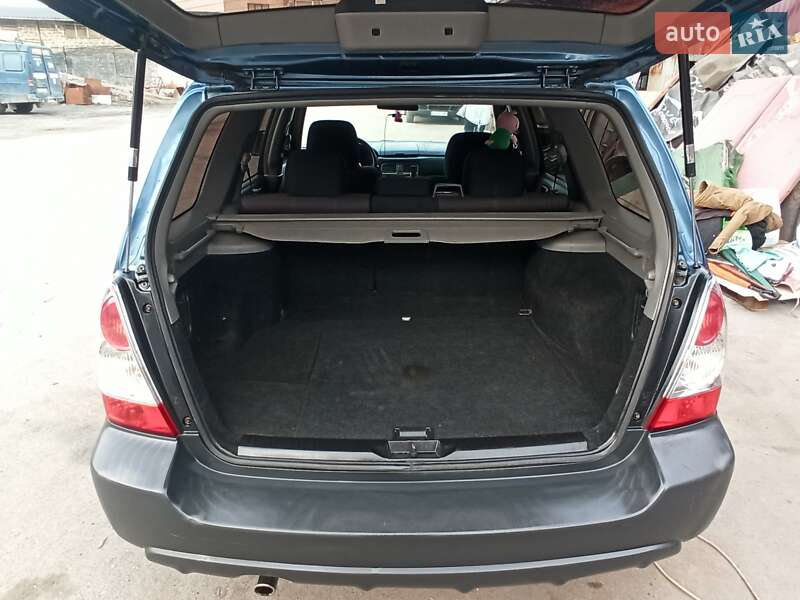 Позашляховик / Кросовер Subaru Forester 2006 в Івано-Франківську