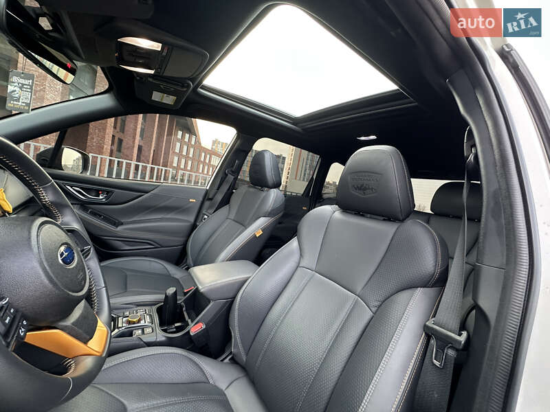 Позашляховик / Кросовер Subaru Forester 2022 в Дніпрі