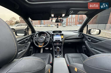 Внедорожник / Кроссовер Subaru Forester 2022 в 