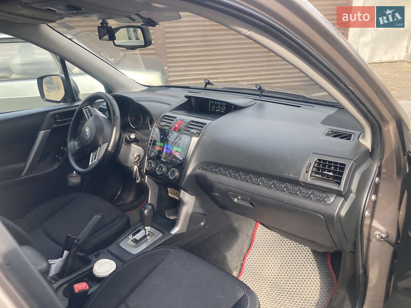 Позашляховик / Кросовер Subaru Forester 2014 в Одесі
