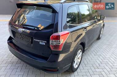 Внедорожник / Кроссовер Subaru Forester 2014 в 