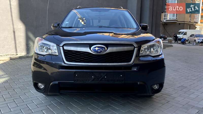 Внедорожник / Кроссовер Subaru Forester 2014 в 