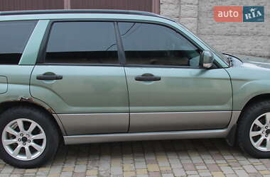 Внедорожник / Кроссовер Subaru Forester 2006 в 
