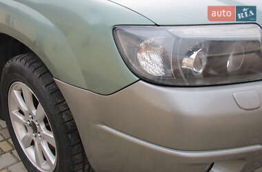 Внедорожник / Кроссовер Subaru Forester 2006 в 