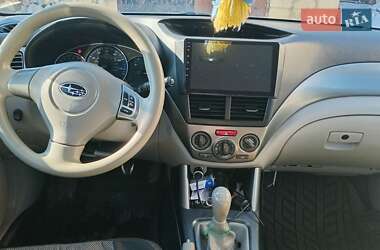 Внедорожник / Кроссовер Subaru Forester 2011 в 