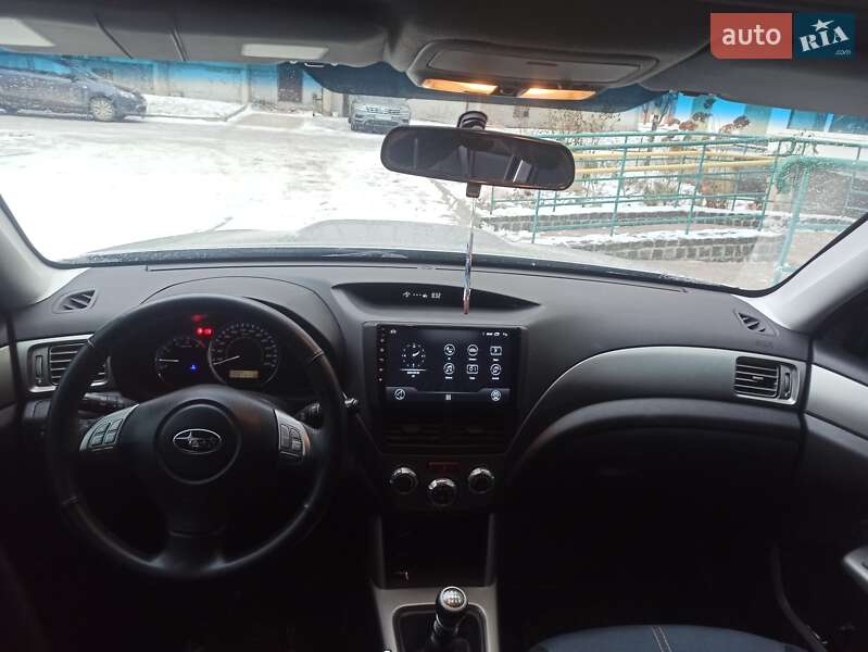 Внедорожник / Кроссовер Subaru Forester 2009 в Ромнах