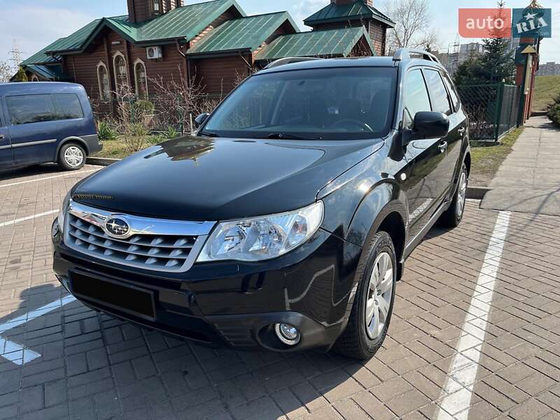 Subaru Forester 2011
