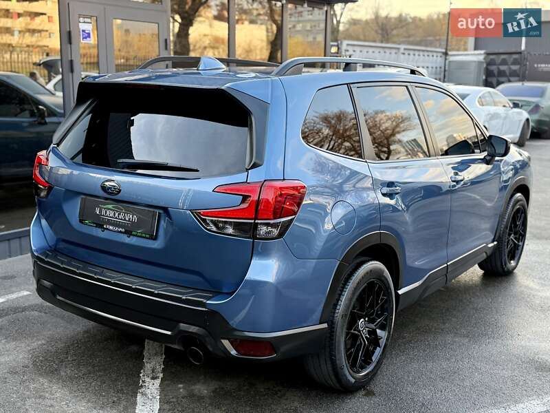 Позашляховик / Кросовер Subaru Forester 2020 в Києві
