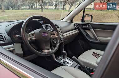 Внедорожник / Кроссовер Subaru Forester 2014 в 