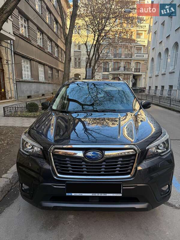 Внедорожник / Кроссовер Subaru Forester 2018 в 