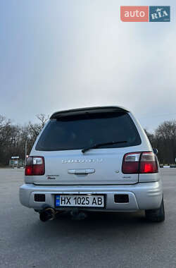 Позашляховик / Кросовер Subaru Forester 2001 в 