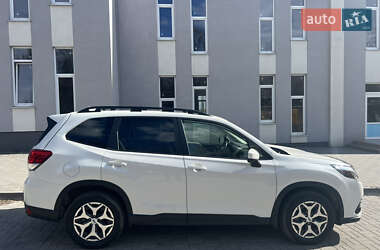 Внедорожник / Кроссовер Subaru Forester 2022 в 