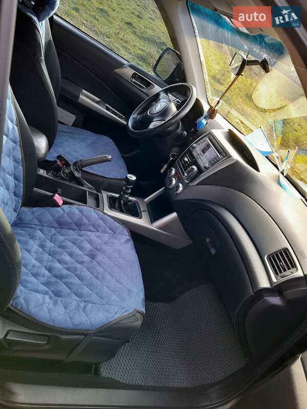 Внедорожник / Кроссовер Subaru Forester 2009 в Галиче