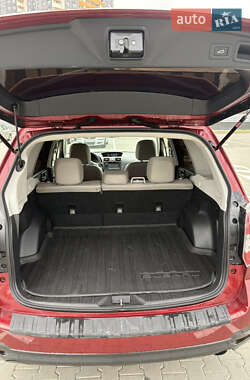 Позашляховик / Кросовер Subaru Forester 2013 в 