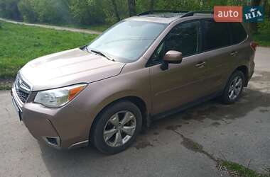Внедорожник / Кроссовер Subaru Forester 2013 в 