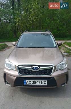 Внедорожник / Кроссовер Subaru Forester 2013 в 