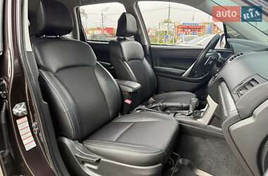 Внедорожник / Кроссовер Subaru Forester 2013 в 