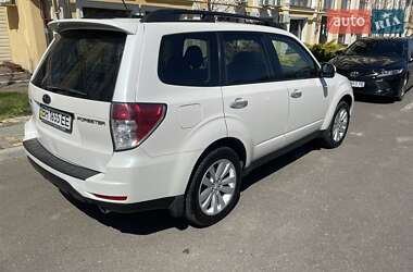 Позашляховик / Кросовер Subaru Forester 2011 в 