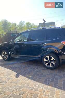 Позашляховик / Кросовер Subaru Forester 2018 в 