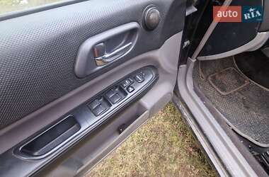 Внедорожник / Кроссовер Subaru Forester 2003 в Микуличине