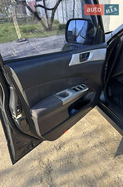 Внедорожник / Кроссовер Subaru Forester 2008 в 