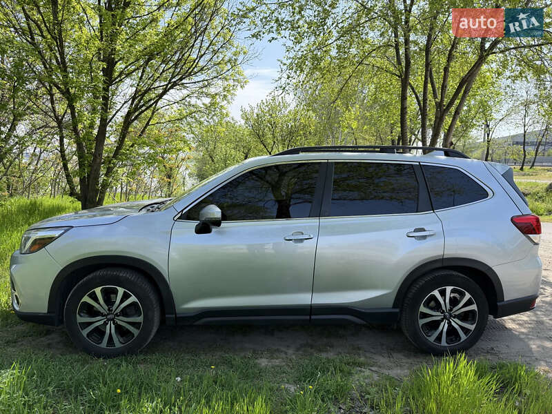 Внедорожник / Кроссовер Subaru Forester 2018 в Днепре