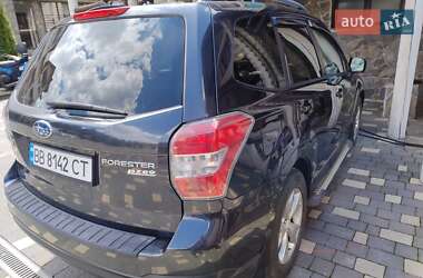 Внедорожник / Кроссовер Subaru Forester 2014 в 