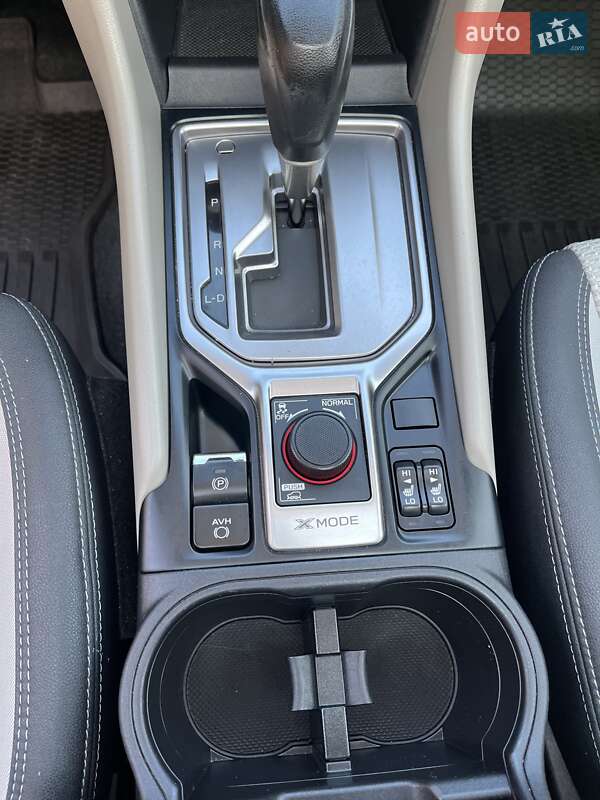 Внедорожник / Кроссовер Subaru Forester 2019 в Львове